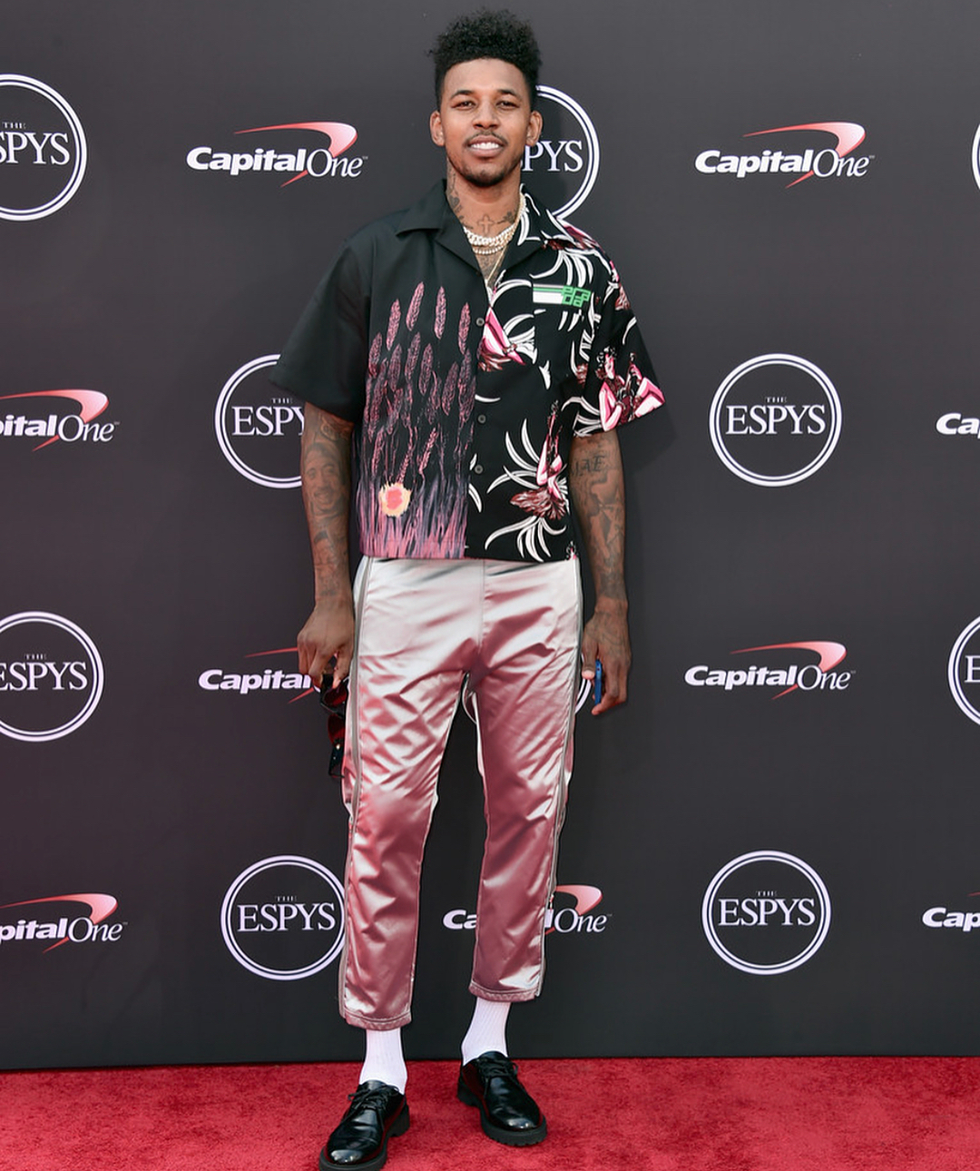 本泽马：不想踢世界杯是假话；齐祖若执教法国我祝他一切顺利（本泽马否认不想踢世界杯传闻；称若齐达内执掌法国队将送上祝福）