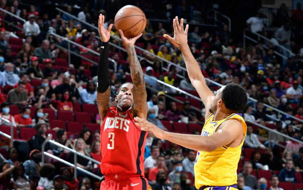 瓦尔迪的早餐和队友不一样，主教练：文化不同，需求也不同（瓦尔迪早餐不同于队友，主帅：文化背景不同，需求自然不一）